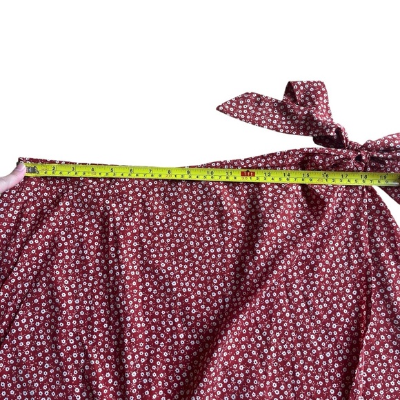 Shein Curve Plus Size Wrap Skirt Red Floral Print Midi Skirt Women’s 1XL - Picture 5 of 8
